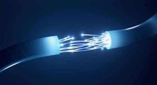 Cable de fibra óptica para conexión a internet