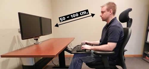 Cual es la posición correcta del monitor