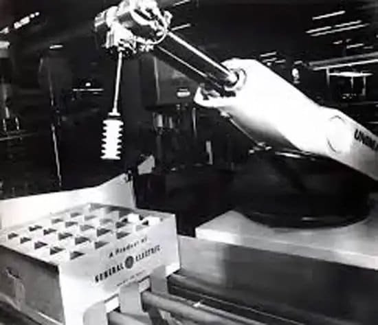 UNIMATE, primer robot industrial 
