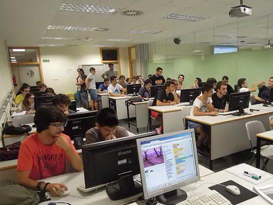 Students using computers in the classroom